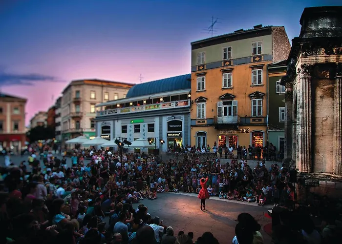 1 Bedroom Gorgeous Apartment In Pula *